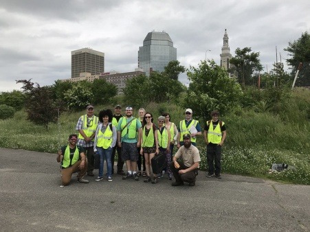 Citizen Science Academy Students at Connecticut River workshop