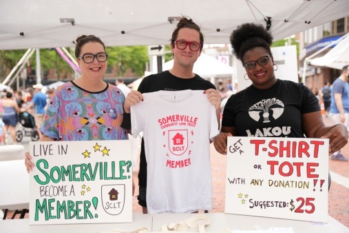 Somerville CLT Volunteers at ArtBeat 2022