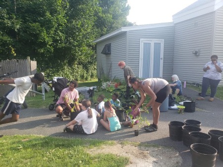 Potted Plant Dower Square Garden Club
