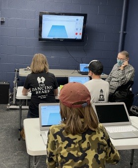 Kids learning 3D design