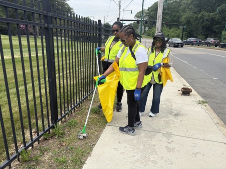 Adopt-A-Highway Litter Pick Up Delta Omicron Zeta Chapter of Zeta Phi Beta Sorority, Incorporated Adopt-A-Highway