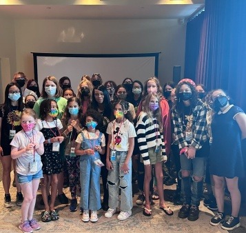 Queenality Cares Teaches Young Girls about music and media 