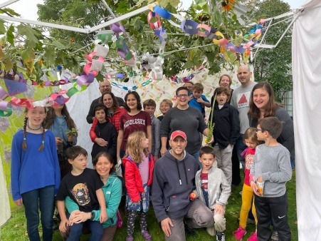 Building a sukkah open to all at Open Spirit Center
